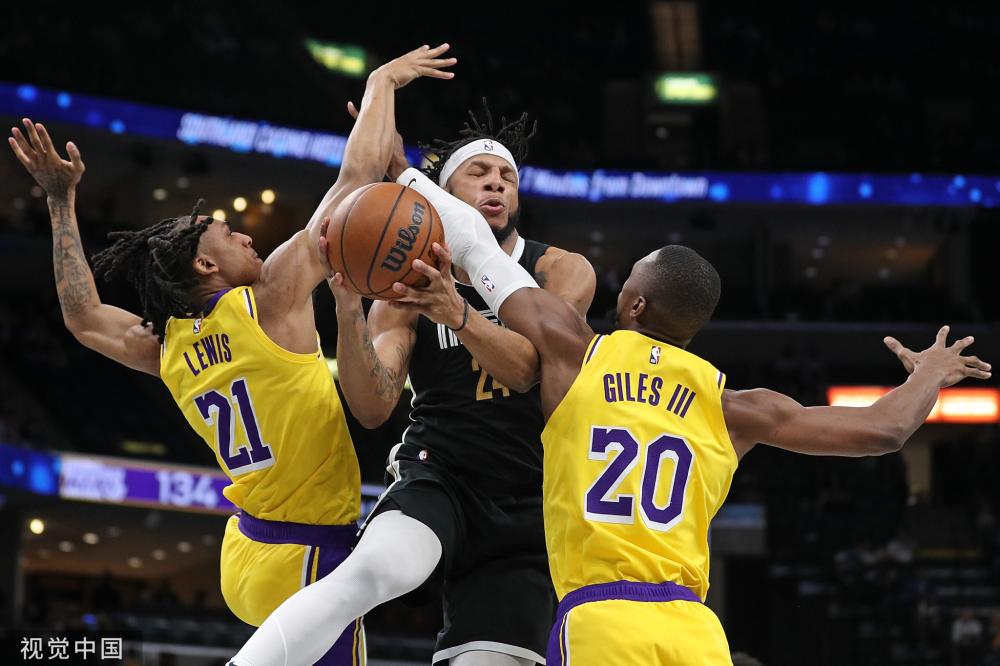 一支强大的 一支强大的