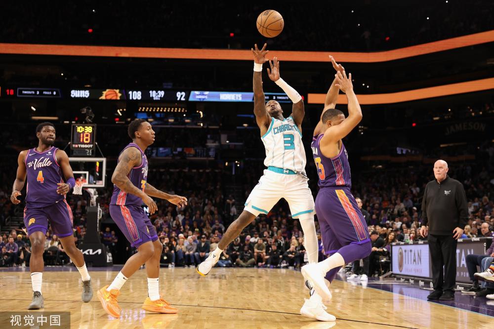 连扳三球 连扳三球