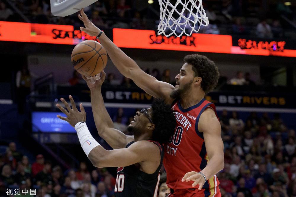 袖风采再度 袖风采再度